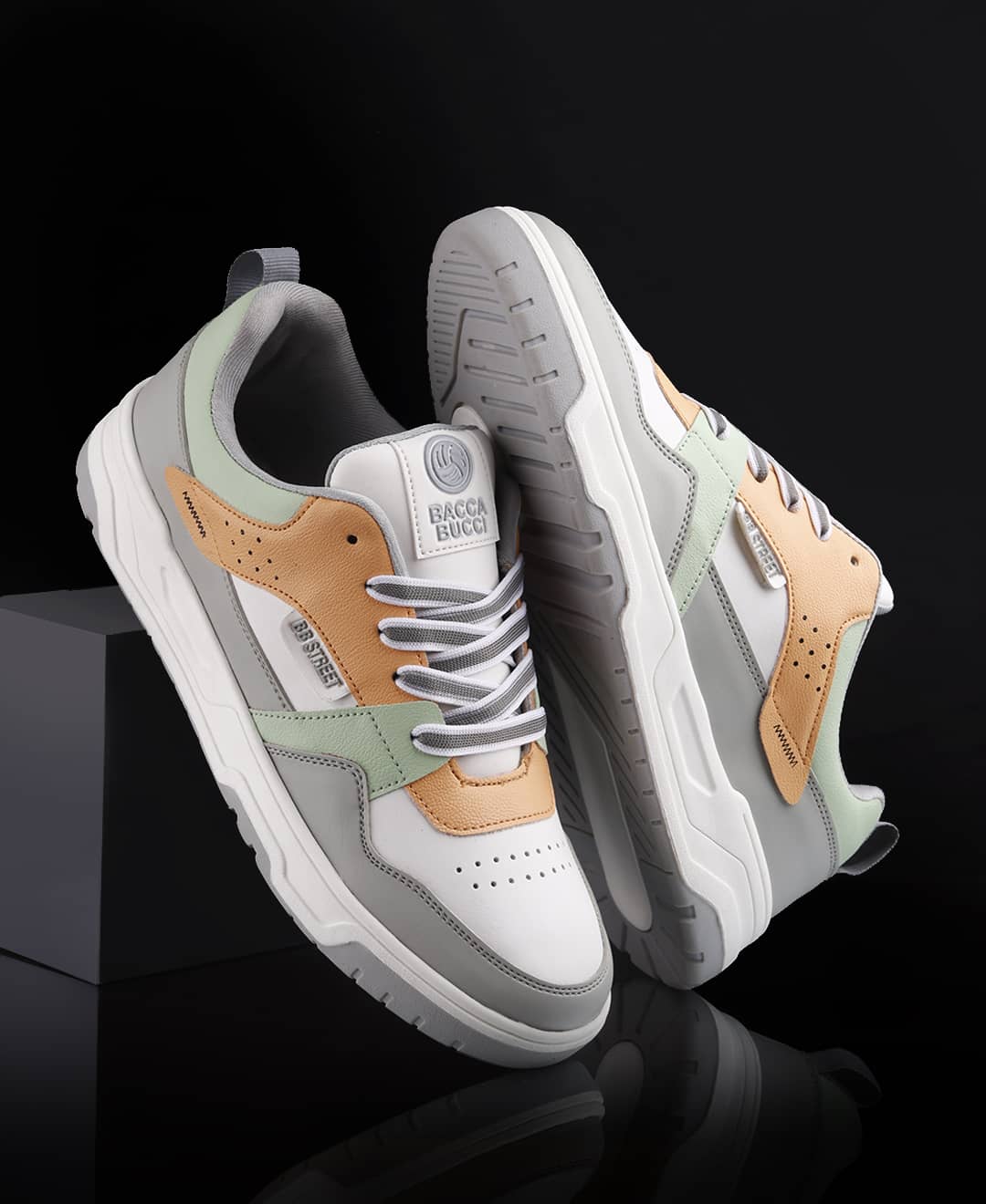 Bacca Bucci Urban Genesis 1.0 Sneakers: The Pinnacle of Street-Smart Elegance with Breathable Perforated Design and Robust Sole for the Modern Trailblazer