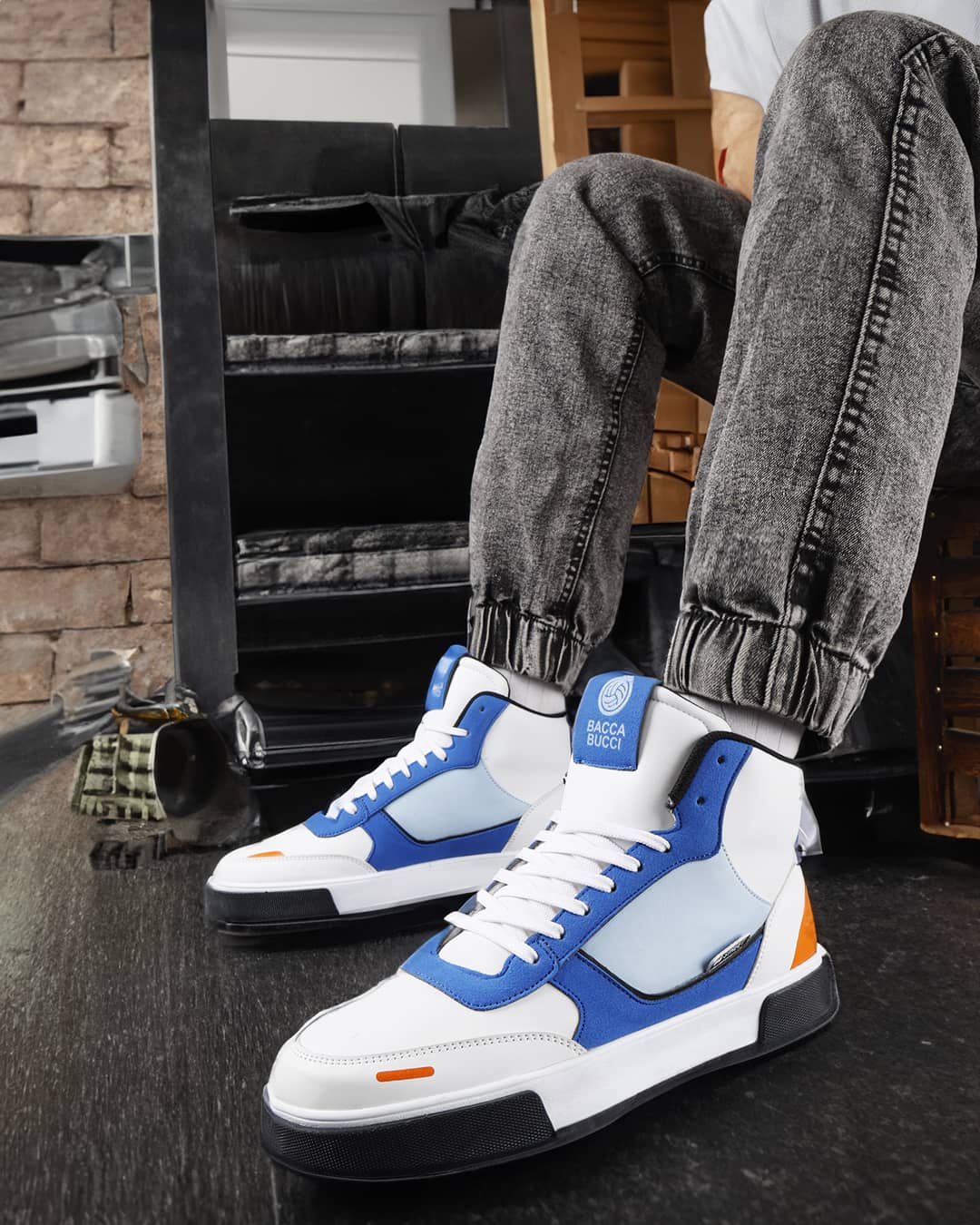 Discount high top sneakers online