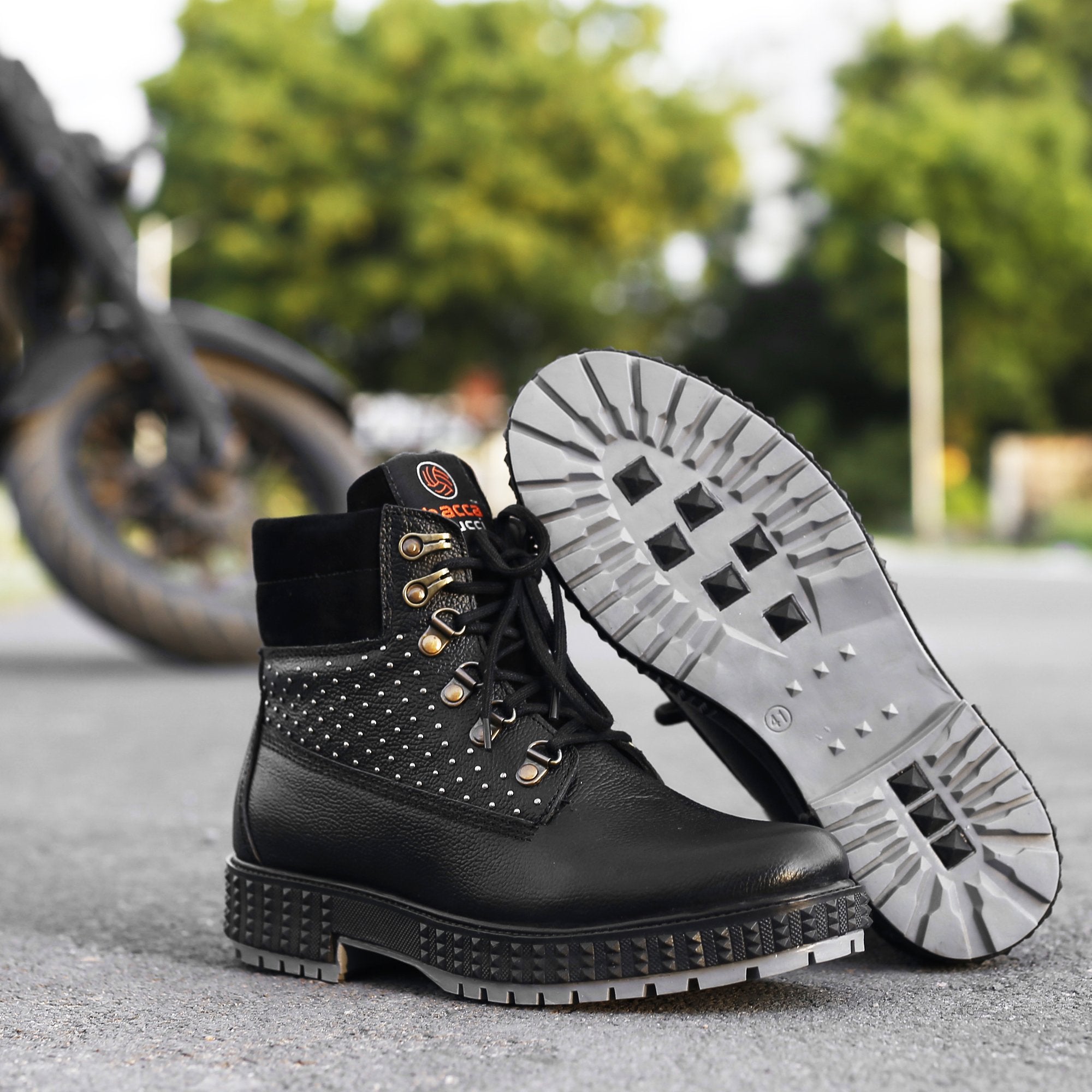 Leather Boots Bacca Bucci Storm Men's Leather Work Boots with Metal Rivets