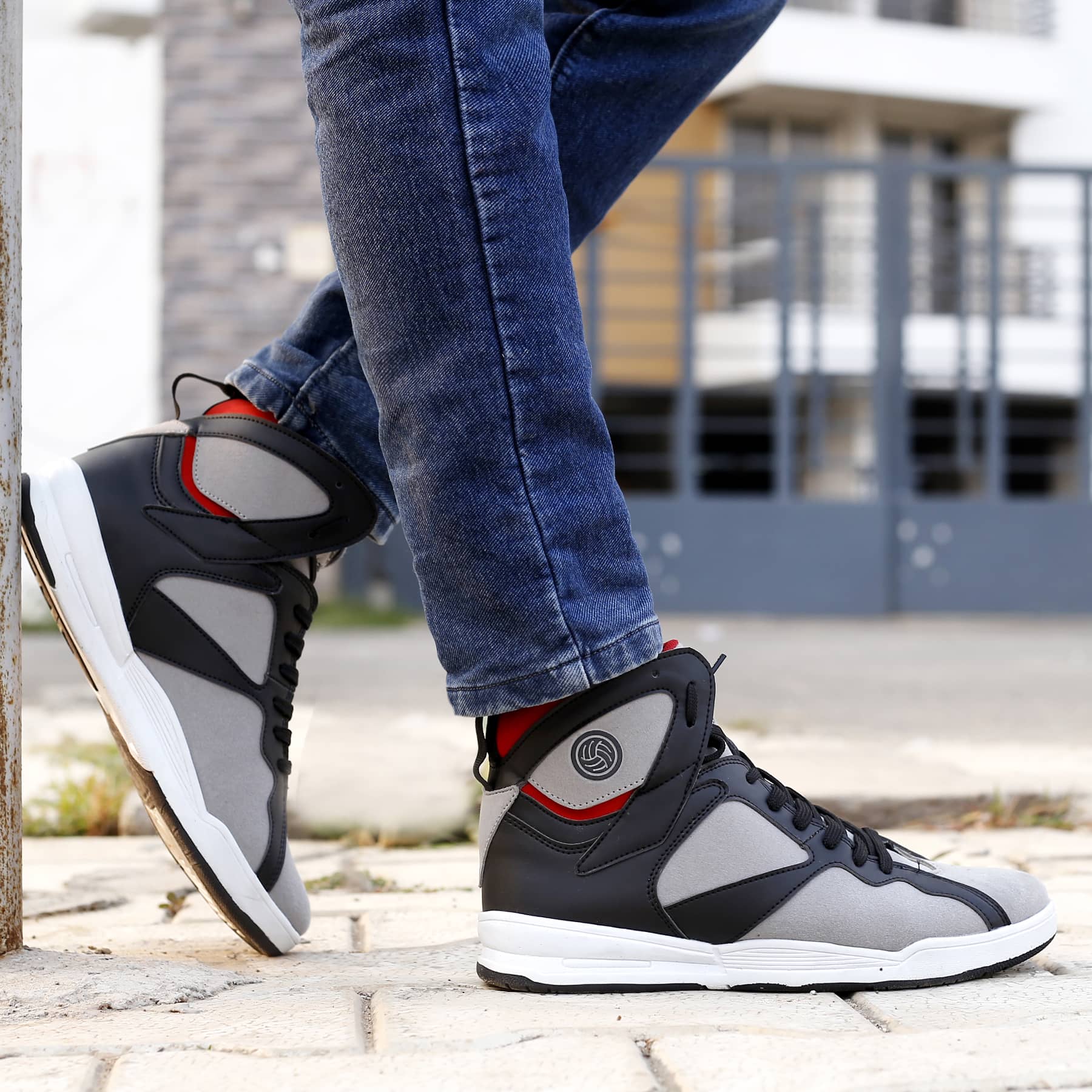 mid top sneakers, mid top sneakers mens, white mid top sneakers, best mid top sneakers, mid high top sneakers