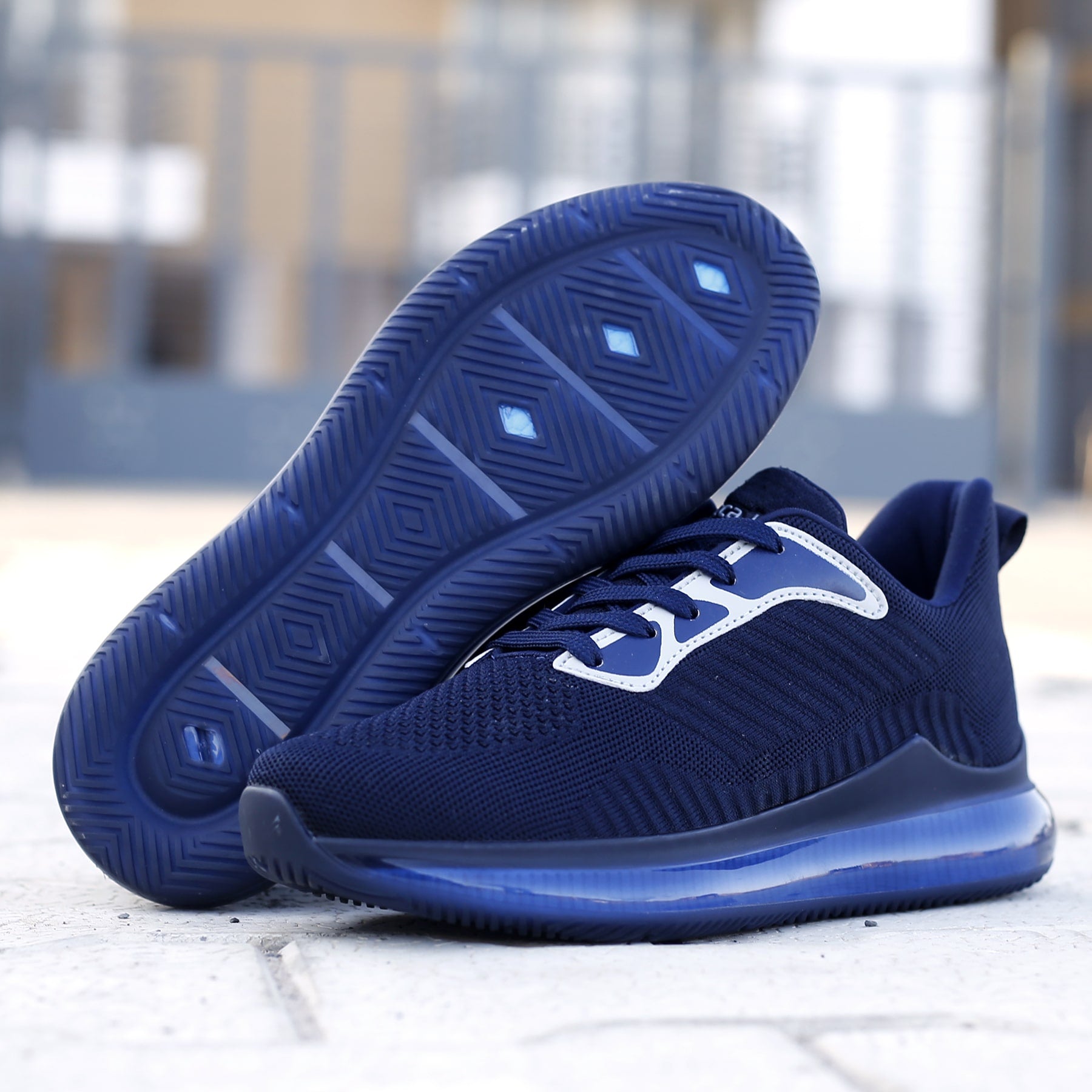 Bacca Bucci Karva Men's Lifestyle Gym Shoes - Main Image