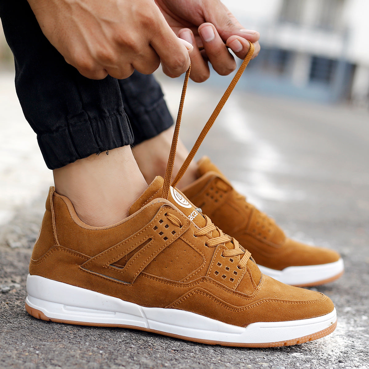 Bacca Bucci ULTRAFORCE Mid-top Athletic-Inspired Retro Fashion Casual Sneakers for Men