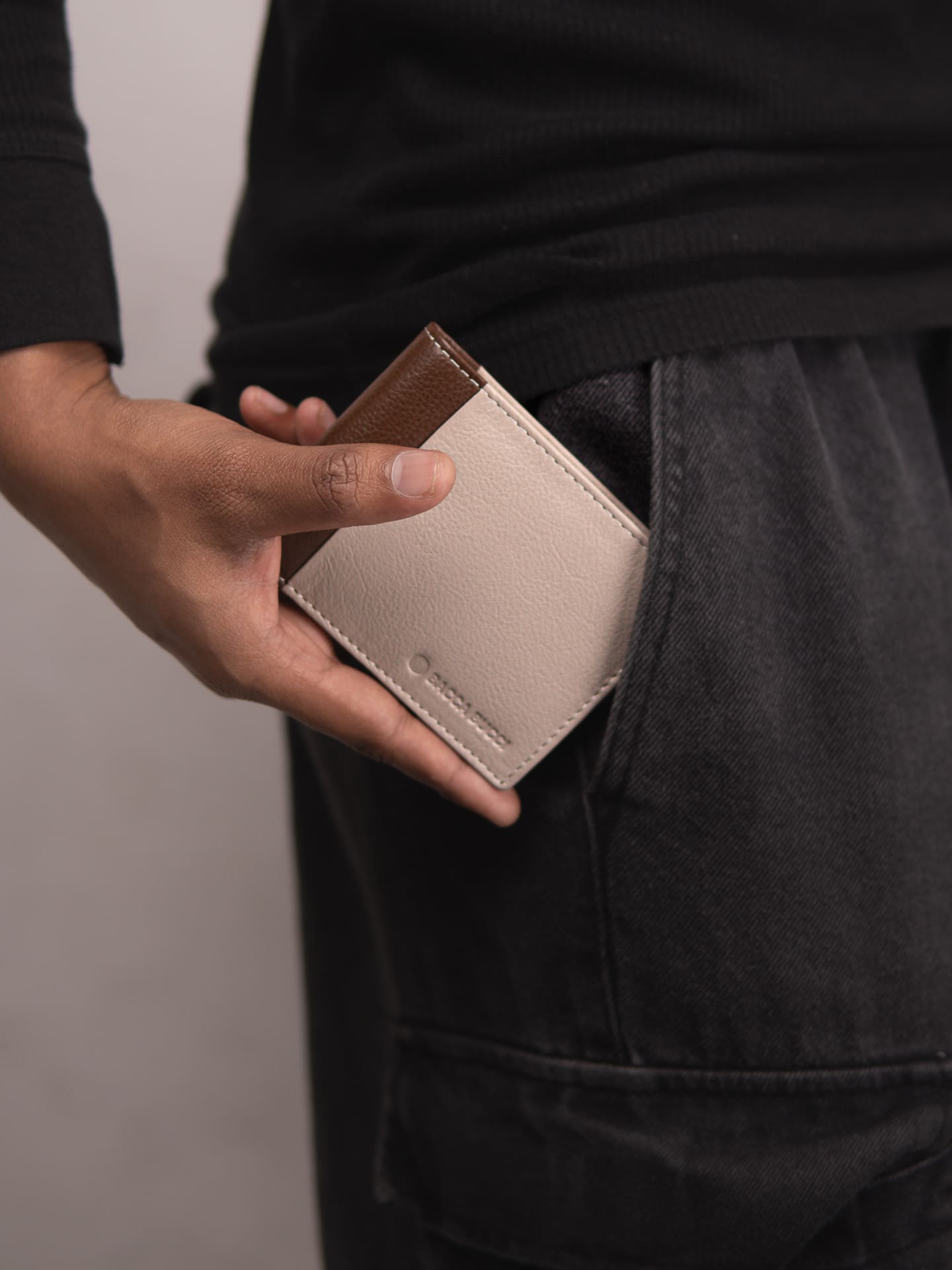 Bacca Bucci Premium Gift Combo: Classic Wallet & Stylish Belt in Elegant Wooden Box