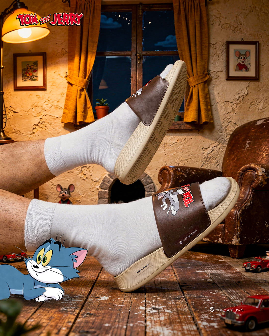 Chase Never Ends – Tom & Jerry Slides for Men