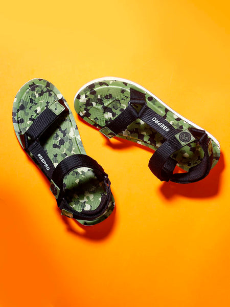 Bacca Bucci 'CamoStride NomadPro' Adventure Sandals - Robust All-Terrain Grip, Tailored Hook-and-Loop Fit, Ergonomic Comfort Design