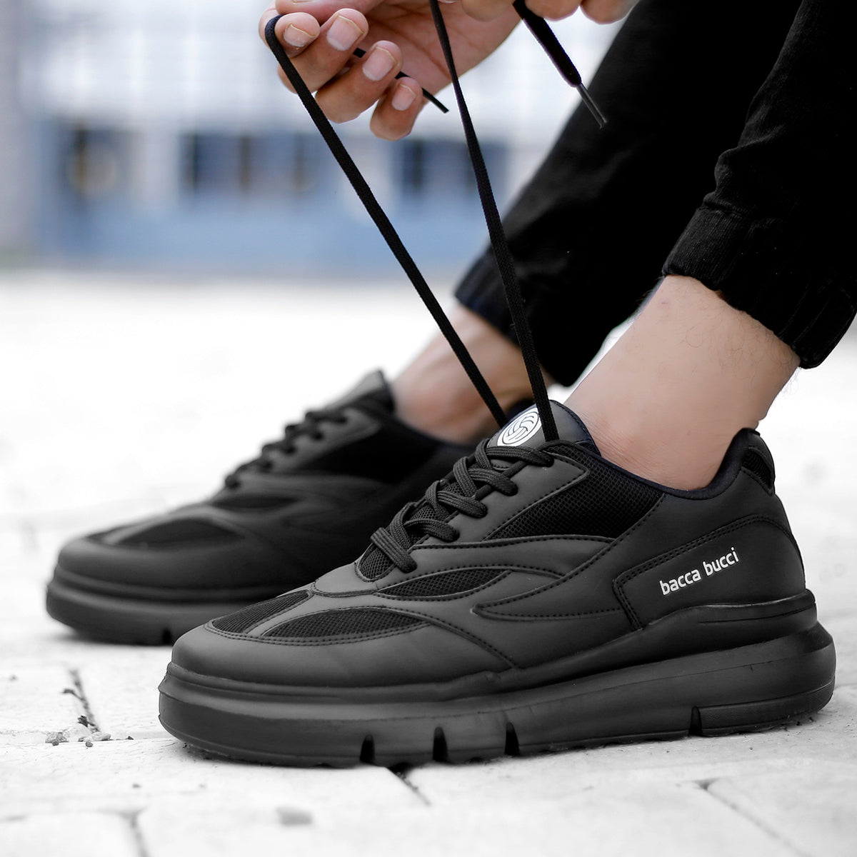 black sneakers for men